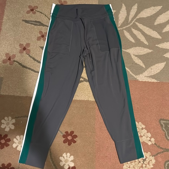 NWOT FP Movement “Never Better” color block joggers size large - Picture 2 of 6